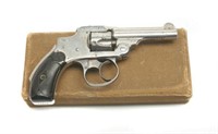 Lot: 262 - S&W 32 Safety Hammerless 2nd Model