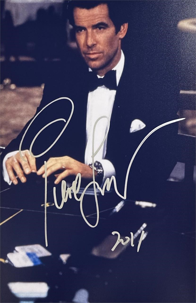 Autograph COA Pierce Brosnam Photo