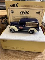 WIX panel truck