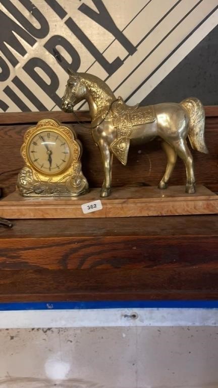 Horse clock