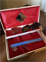 Vintage jewelry boxes, vintage coin purses and