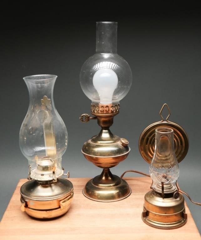 Small Collection of Vintage Brass Oil Lamps