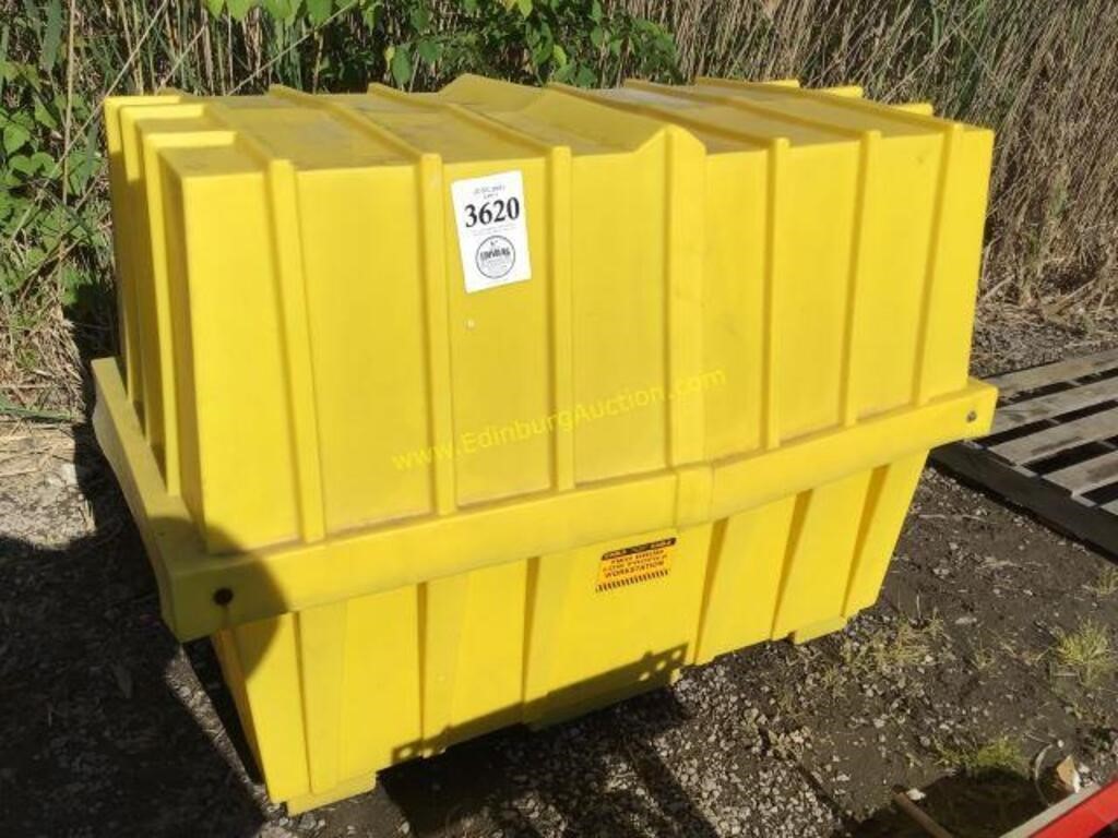 D1. enclosed polly two drum container