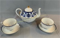 Lomosonov Russian tea set for two, Service à thé