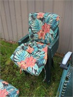 4 Plastic Patio Chairs