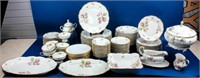 Edelstein Maria Theresa Moss Rose China Srv for 12