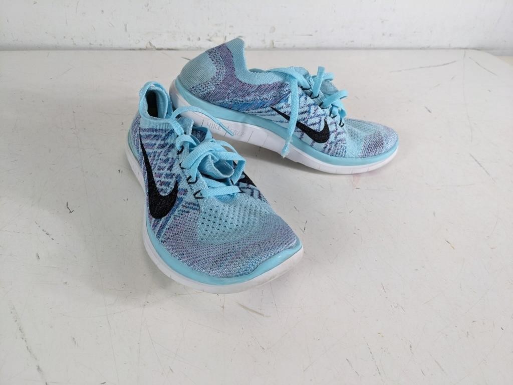 Sz 7 Women Nike Blue Running Shoes