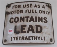 Metal Gas Pump plaque. Measures: 6" H x 7" W.