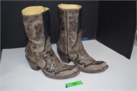 Ladies Corral Boots Size 9