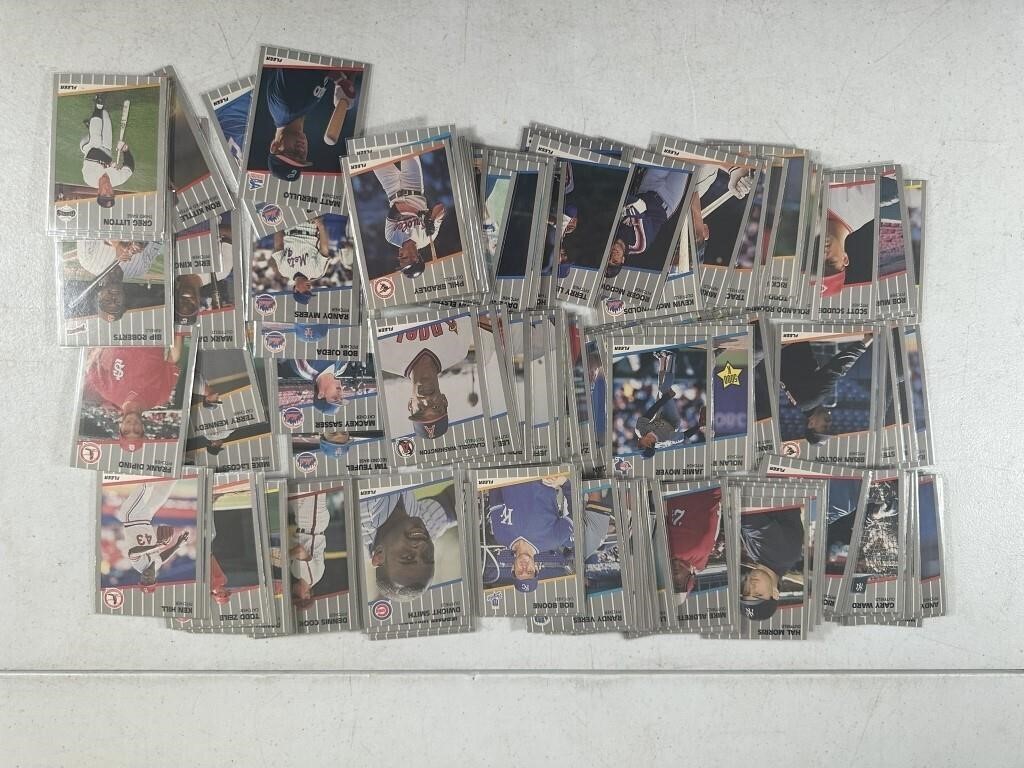 LOT - 1989 FLEER BASEBALL CARDS (173 CARDS)