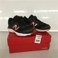 FINAL SALE-W/ STAIN  NEW BALANCE TODDLER RUNNING