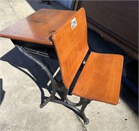 VINTAGE KIDS SCHOOL DESK