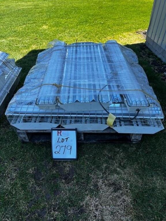 (7) Used 4ft 6LED Fixtures & (2) 3LED Fixtures