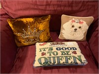 Decorative Pillows Good To Be Queen Maltese