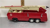 25" VINTAGE TONKA FIRE ENGINE WITH LADDER