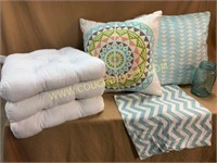 Decorative throw pillows & chair pads