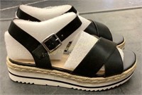 Black Wedge Sandals Size:7