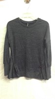 R4) WOMENS SIZE SMALL ACTIVE LIFE SHIRT