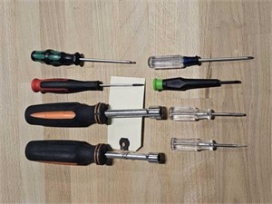 Various screw drivers and drivers