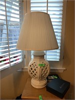 LARGE TABLE LAMP
