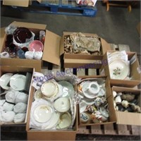 Pallet- assorted dishes- Moss rose, knick nack,