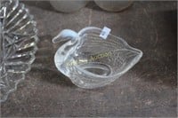OPALESCENT SWAN BOWL