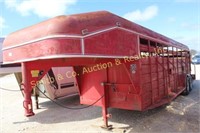 1993 GM 6x24 FULL TOP GOOSENECK STOCK TRAILER