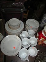 GIBSON CHINA -- APPROX 50 PC