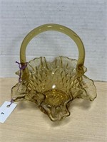 Amber Basket Diamond Pattern