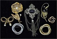 7 Vintage Brooches