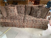 Broyhill sofa with removable cushions and four