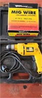 ELECTRIC  DEWALT DRILL WITH CASE AND FULL UNUSED