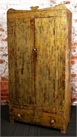 A 19thC New England Mustard Painted Yellow Pine Cu