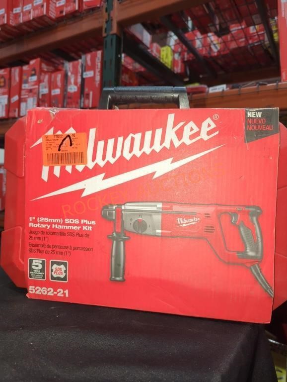 Milwaukee Corded 1" Rotary Hammer