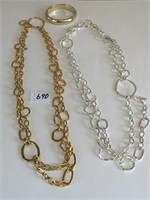 GOLD TONE AND SILVER TONE LARGE LINK NECKLACES
