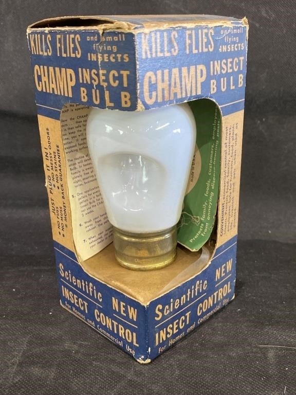VTG Champ Insect Bulb w/ Box