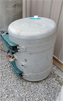 HYDRAULIC OIL TANK WITH PETERBILT BRACKET