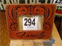 Red 'Family' Picture Frame