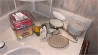 Vintage Bathroom Items