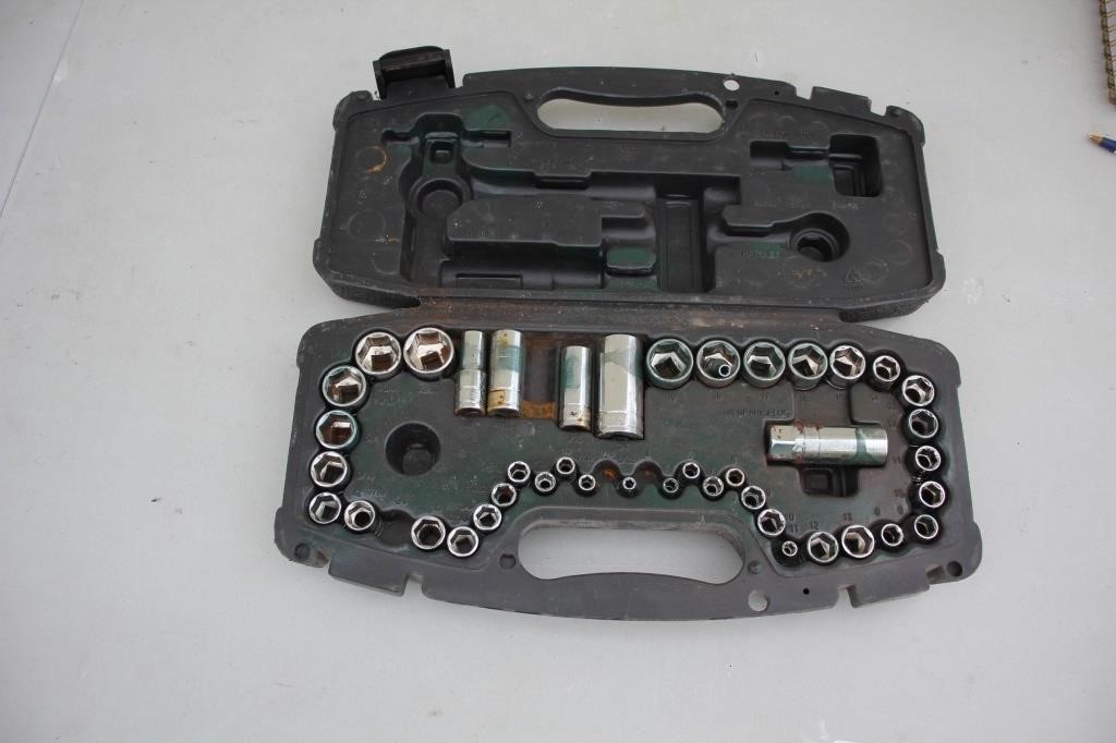 Husky Socket Set