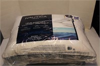 New Nautica home queen size pillows, 2 pack