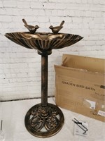 Garden Bird Bath: Lightweight Polyresin