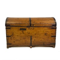 19TH C. PINE DOMED TOP TRUNK