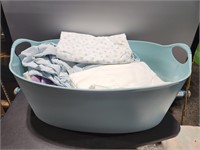 Tub with Linens