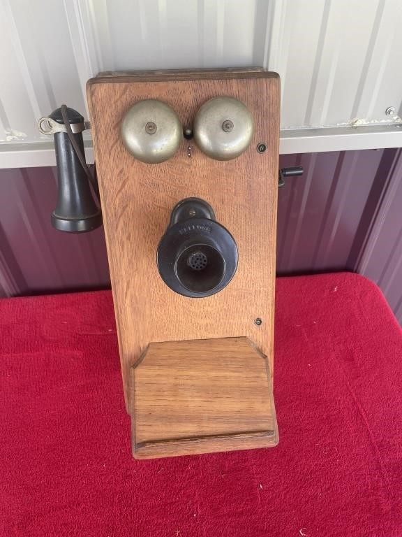 Antique Kellogg Oak wall telephone