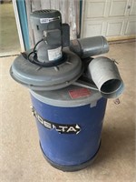 Delta dust collector, with hose
