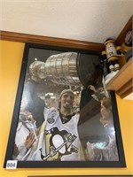 STANLEY CUP FINALS FLEURY HOLDING CUP 19 X 23