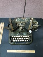 Oliver No. 9 Bat Wing Typewriter