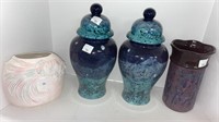 (4) vases