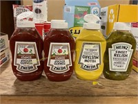 2ct.Heinz Ketchup,Mustard and relish condiments